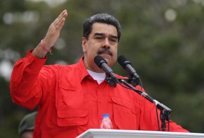 Nicolás Maduro reafirma compromiso de velar por bienestar de niños indígenas