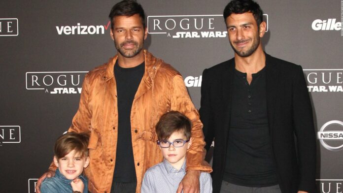 Ricky Martin muestra a su hijo Mateo en plena adolescencia
