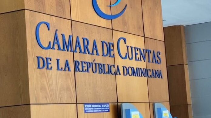 Yván Lorenzo propone iniciar evaluación de jueces de la Cámara de Cuentas