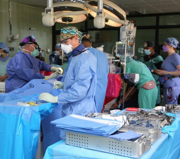 Hospital Gautier inicia XIX jornada cirugías de columna vertebral