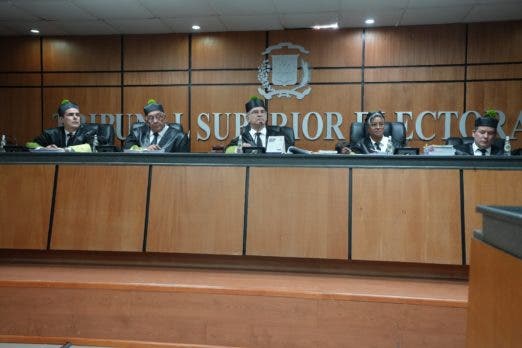 TSE aplaza audiencia de impugnación a resolución JCE sobre posición en la boleta electoral