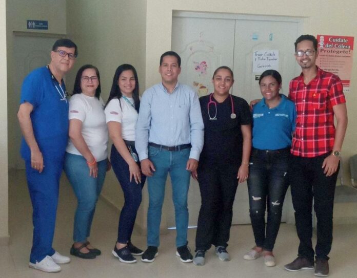 Hendrick Reynoso y la Fundación Mereces Más realizan operativos médicos en Santiago