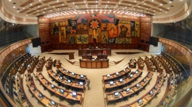 1684442571 780 La Muerte Cruzada el mecanismo que libro a Lasso de