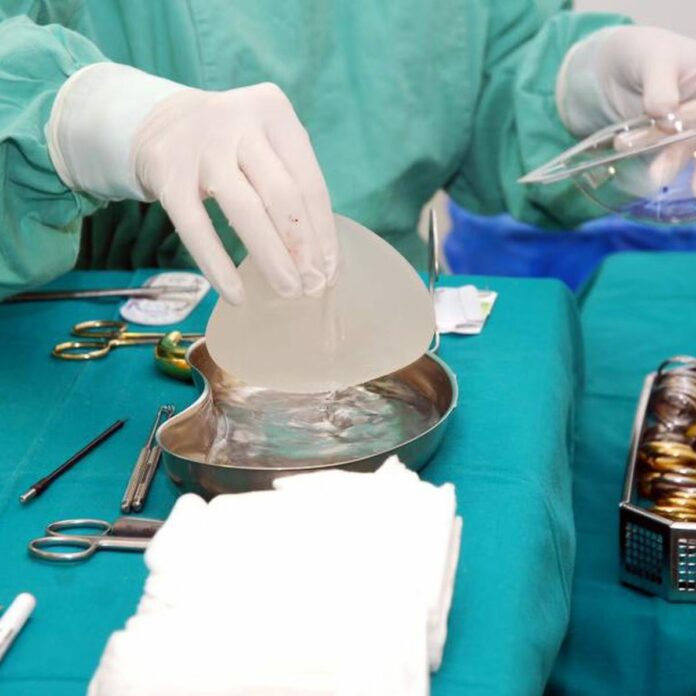 El Supremo francés confirma las indemnizaciones por los implantes mamarios defectuosos
