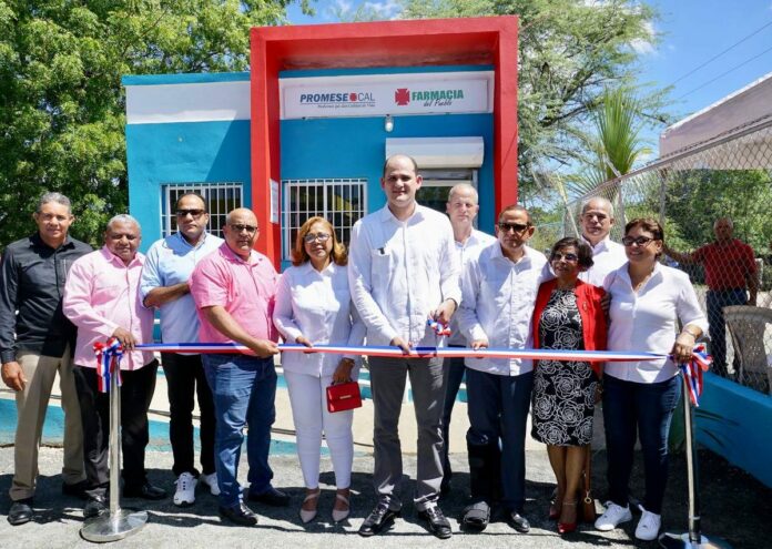 Promese/ CAL inaugura 3 Farmacias del Pueblo en Dajabón y Montecristi