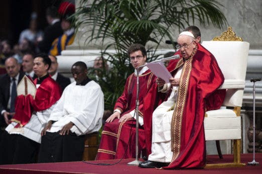 Papa Francisco durante su homilia. EFE