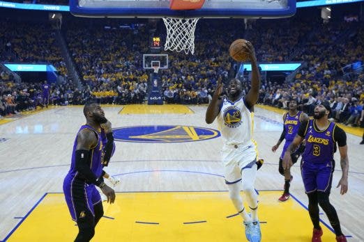 LeBron James Los Warriors jugaron excepcionalmente bien
