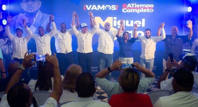Miguel Canó oficializa su candidatura a diputado por el PRM en San Juan