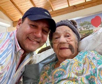 Muere a sus 95 años la madre de Abel Martínez, alcalde de Santiago
