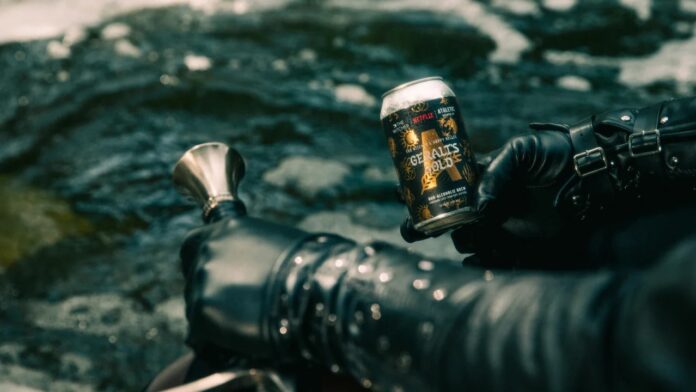 Netflix y Athletic Brewing lanzan una cerveza sin alcohol inspirada en 'The Witcher'