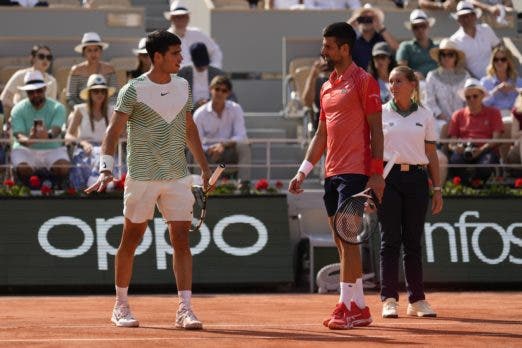 Novak Djokovic, primer finalista de Roland Garros tras derrotar a Carlos Alcaraz
