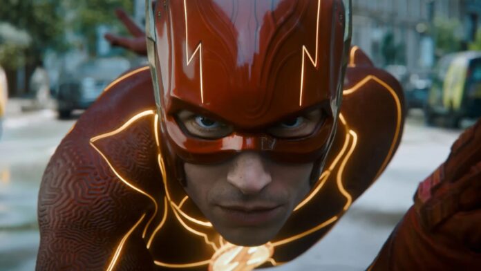 'The Flash' se adentra en el multiverso en una película que funciona a las mil maravillas