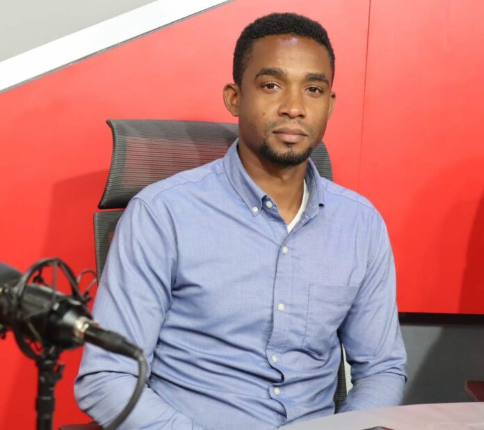 Psicólogo recomienda a hombres no utilizar juguetes sexuales de mayor proporción que sus penes