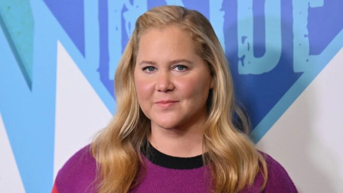Amy Schumer critica a otras estrellas por 