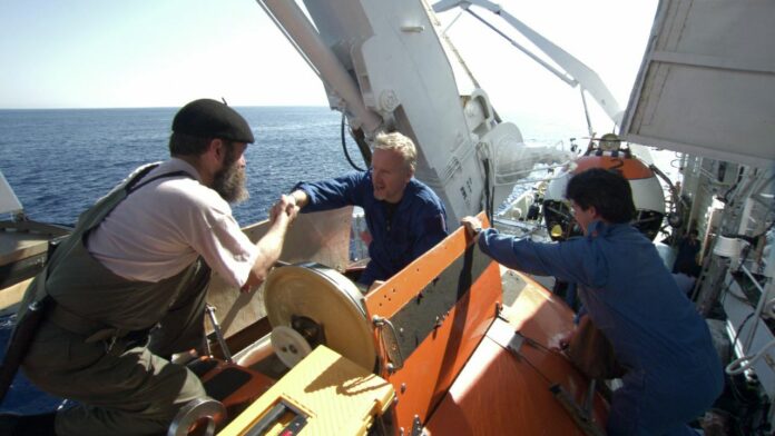 Cómo James Cameron se convirtió en explorador de aguas profundas y diseñador de submarinos