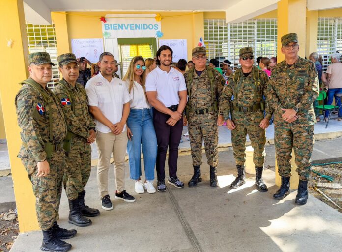 Fundación Raymond Rodriguez y Ejército RD realizan amplia jornada de salud gratuita en Santiago