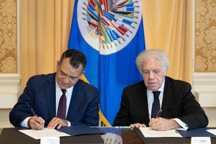 JCE y la OEA firman convenio de cooperación técnica de cara al próximo proceso electoral