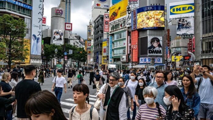 Japón eleva edad del consentimiento sexual de 13 a 16 años de edad