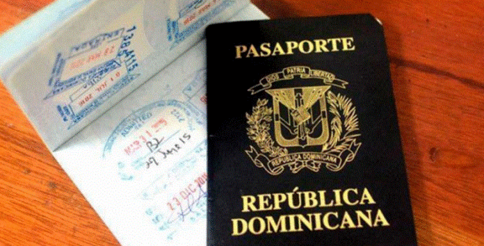 Pasaportes garantiza hay libretas disponibles y niega que citas de renovación duren seis meses