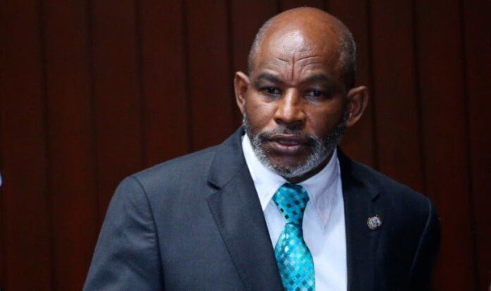 Según diputado, tres de la CC responden peledeismo