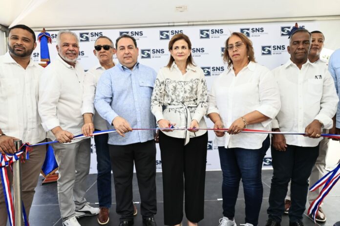 Raquel Peña entrega remozado Centro de Primer Nivel Jamey; beneficiará a más de diez sectores en San Cristóbal