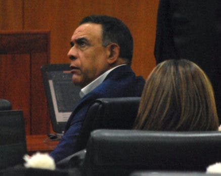 1690406110 426 Janel se apega a discordancias entre Constitucion y CPP para