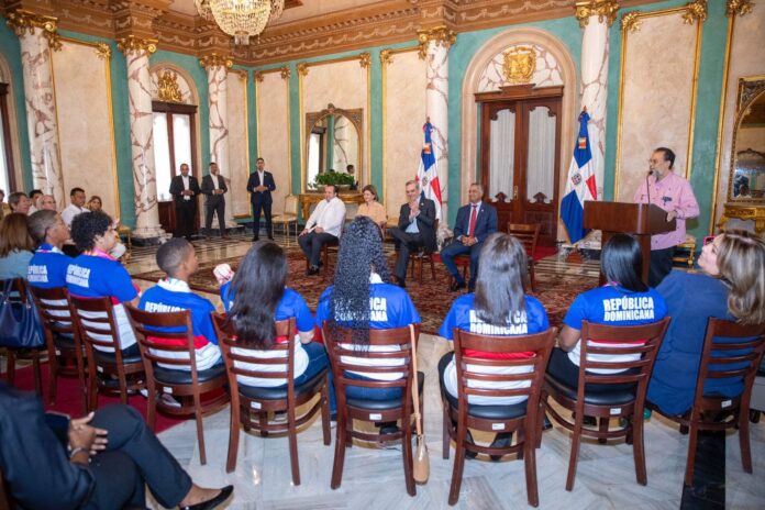 Abinader recibe delegación dominicana participó en Juegos Mundiales de Olimpiadas Especiales 2023