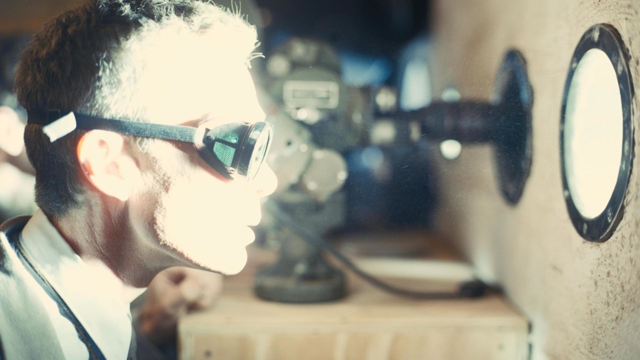 Christopher Nolan y el elenco de Oppenheimer hablan hoy sobre