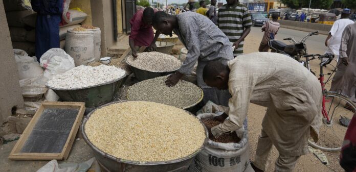 Fuerzas de Rusia destruyen 60 mil toneladas  cereal