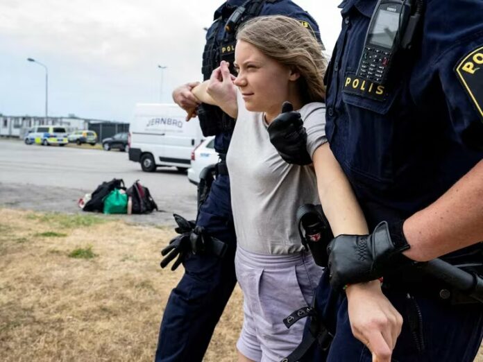 Greta Thunberg podría ir a la cárcel por desobediencia en Suecia