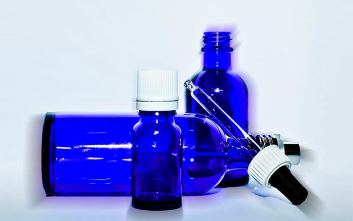 Hallan culpable a familia que vendía blanqueador como una cura milagrosa para la covid-19