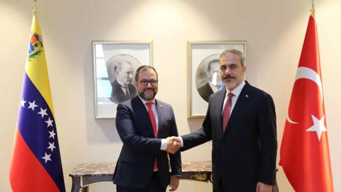 Venezuela y Turquía firman un acuerdo para la protección recíproca de inversiones