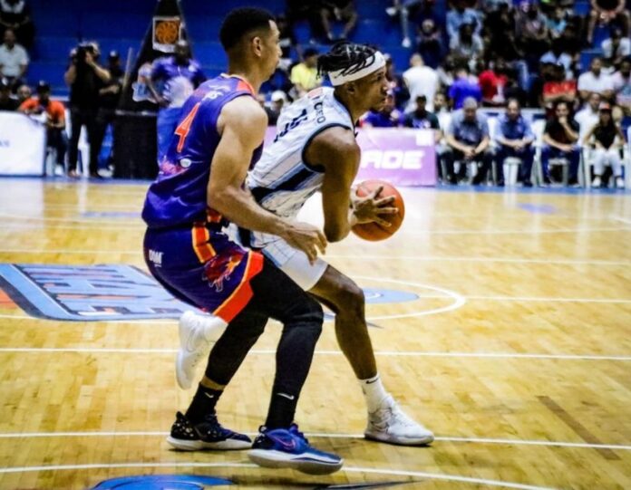 ¡Jassel, el héroe! Titanes igualan final a uno por bando