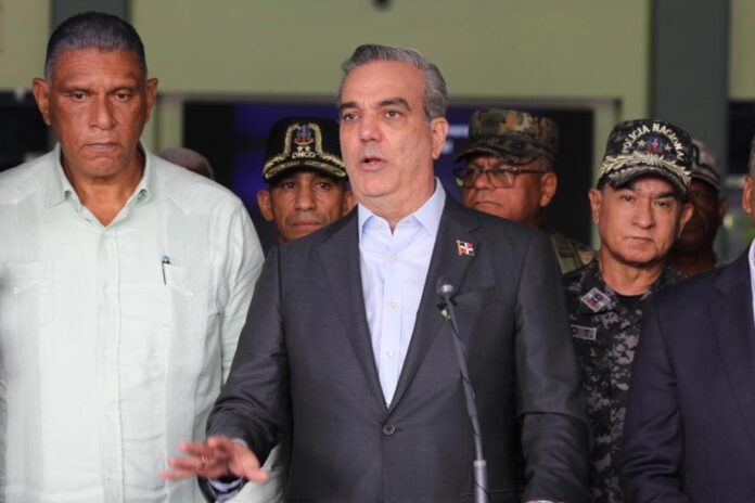 Presidente Abinader informa captura de cinco de lo delicuentes más buscados de RD