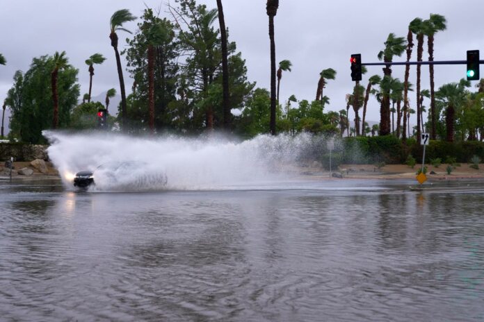 Continúa la alerta de posibles “inundaciones “catastróficas” en California por Hilary
