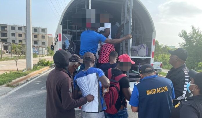 DGM deportó más de 26 mil haitianos en el mes de julio
