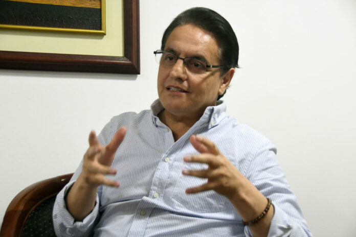El candidato ecuatoriano Villavicencio tendrá un velatorio público