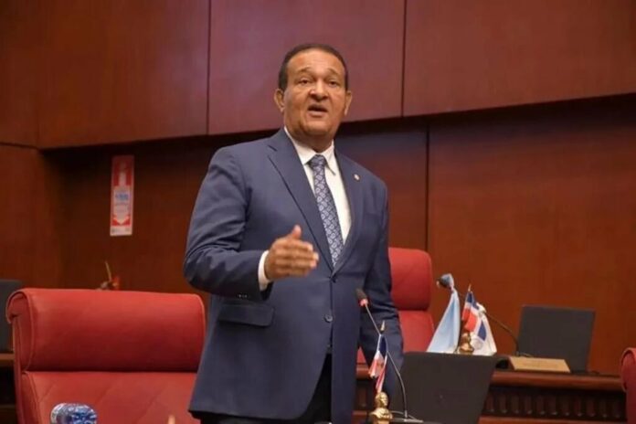 Senador Antonio Marte califica como “preocupante” que el país entregara visas a 27 mil haitianos en un mes
