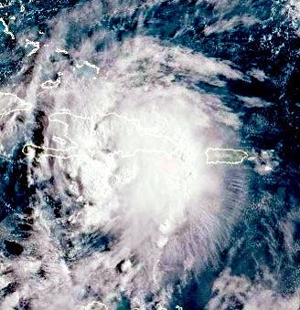 Centro de la tormenta Franklin "tocó tierra" por Los Cocos, Barahona