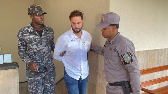 Video: cubano «está profundamente arrepentido» por agresión a Digesett, dice su abogado