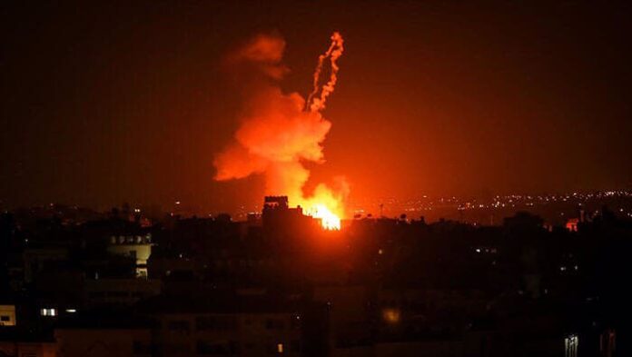 5 palestinos muertos y 25 heridos en explosión en Gaza entre choques con Ejército Israelí