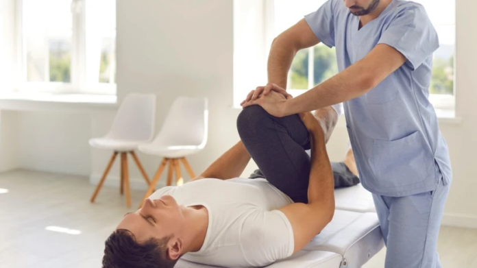 70% de pacientes que buscan fisioterapia en RD están entre los 25 a 55 años