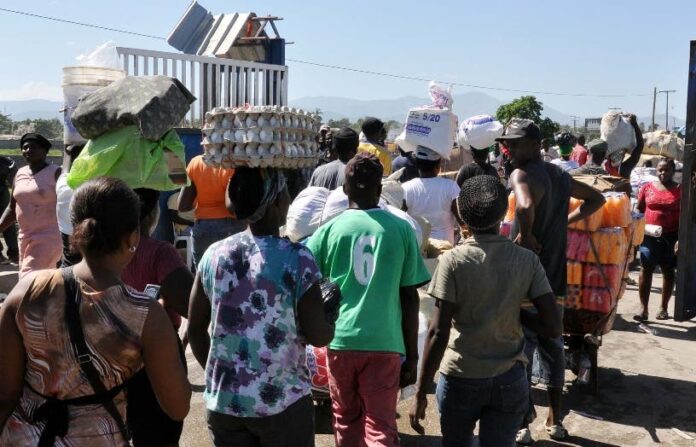 Autoridades temen hambre provoque entrada haitianos