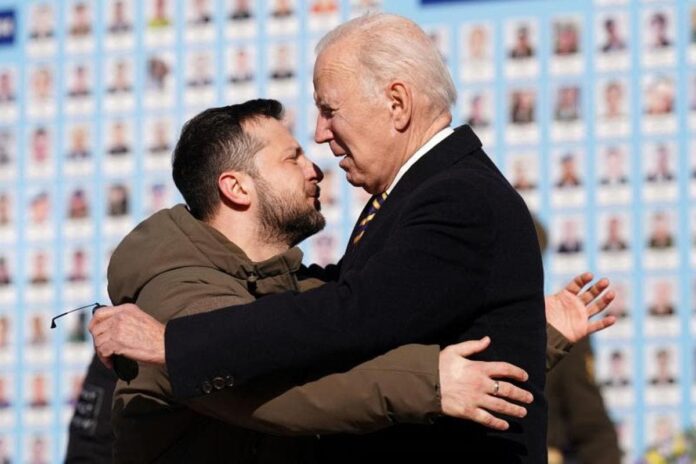 Biden reitera apoyo a una paz “justa” para Ucrania al recibir a Zelenski en Washington