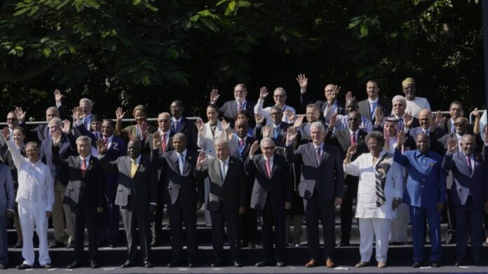 Defensores de DDHH repudian cumbre del G77+China en Cuba