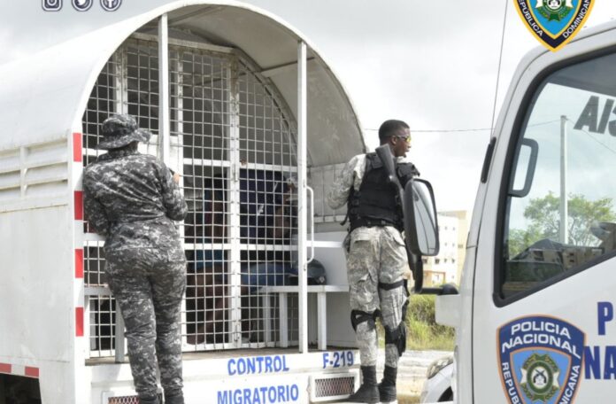 Detienen 155 haitianos indocumentados en Jimaní