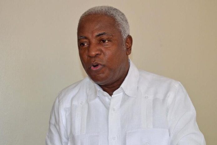 Edwin Paraison ve “muy lamentable” decisión de Abinader sobre fronteras con Haití