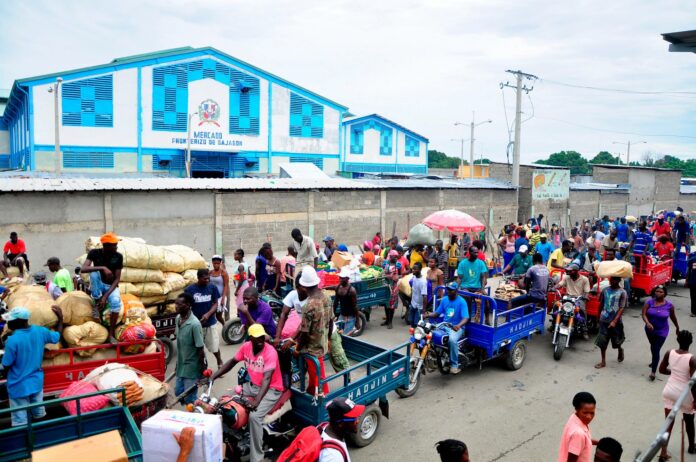 Gobierno observa otros posibles socios comerciales ante crisis con Haití