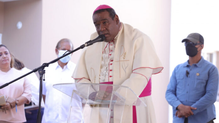 Obispo Castro Marte insta al diálogo en conflicto entre RD y Haití por construcción de canal