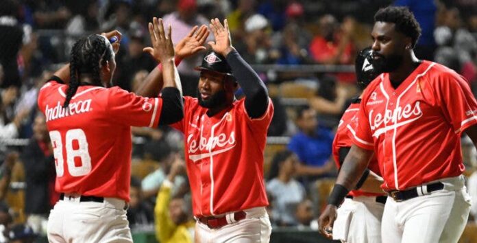 Pelota invernal: Escogido revela su listado de peloteros protegidos